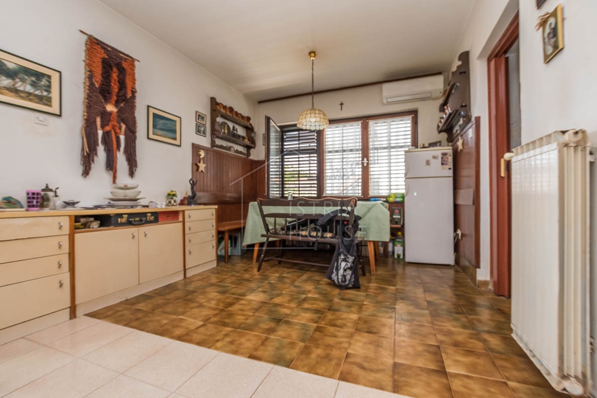 UMAG, okolica - apartmajska hiša 200m od morja