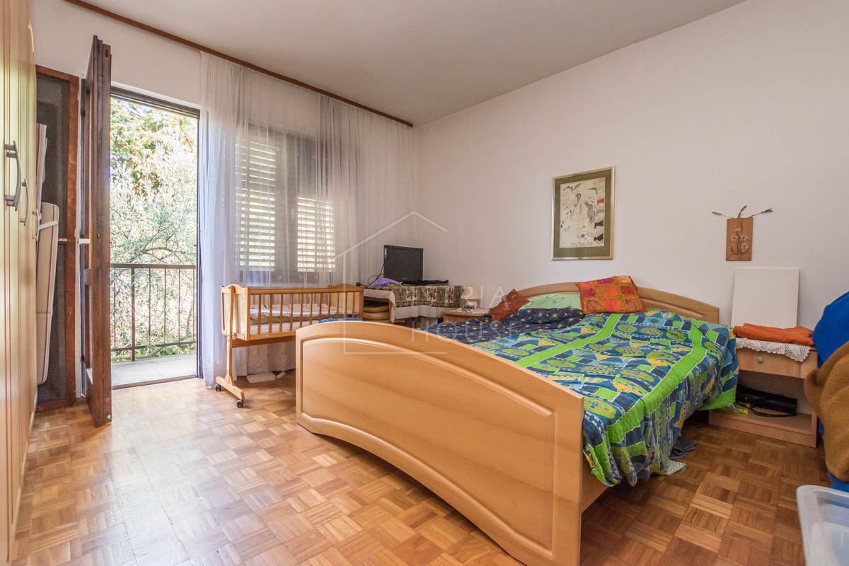 UMAG, okolica - apartmajska hiša 200m od morja