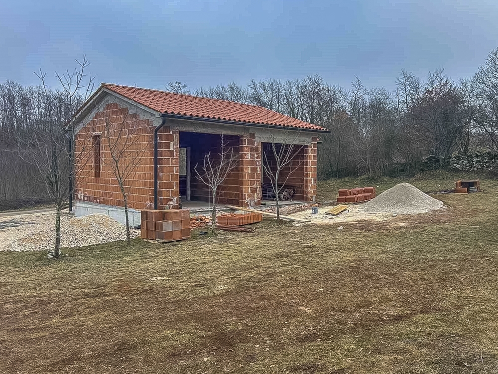 Hiša Svetvinčenat, 60m2