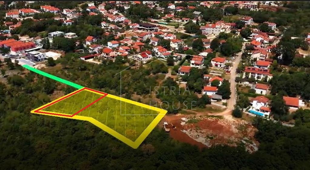 POREČ, okolica, zazidljiva parcela na odlični lokaciji