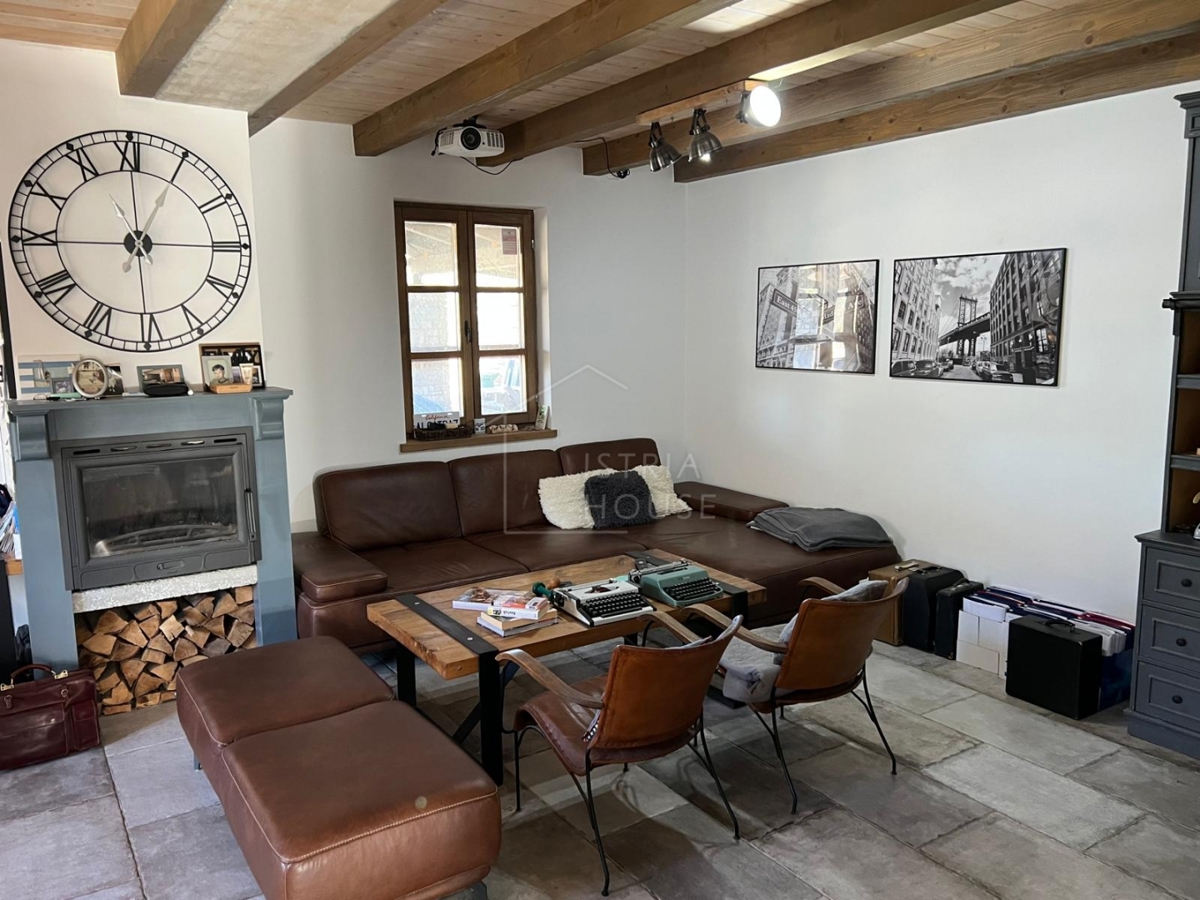 Svetvinčenat, okolica, vila z bazenom