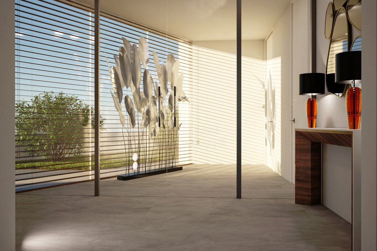 Vodnjan, nedokončana hiša s pogledom na morje