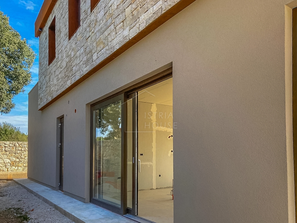 RoRovinj, okolica, dizajnerska vila v izgradnji