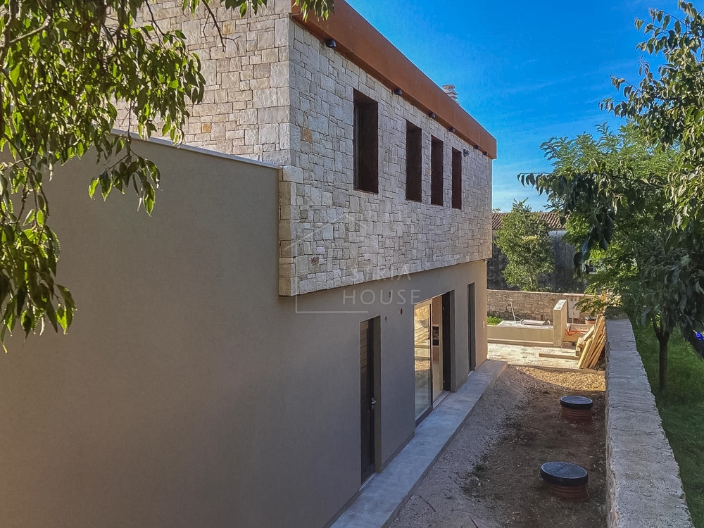 RoRovinj, okolica, dizajnerska vila v izgradnji