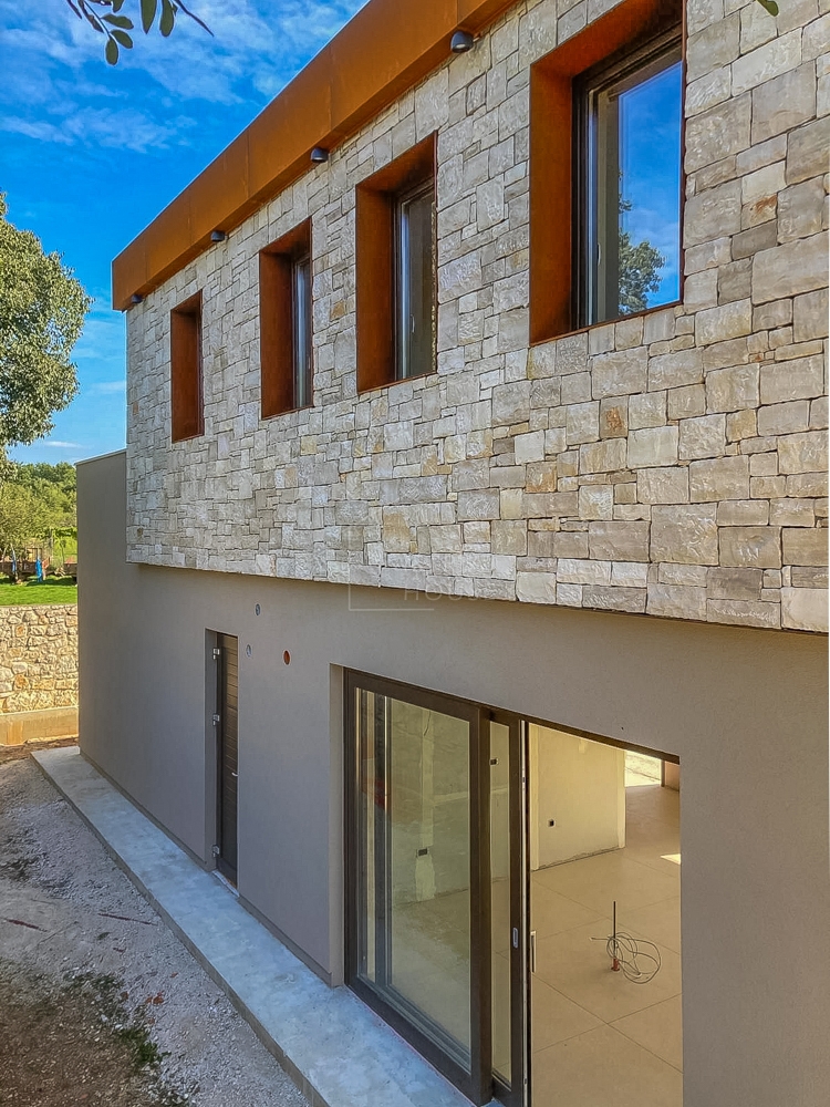 RoRovinj, okolica, dizajnerska vila v izgradnji