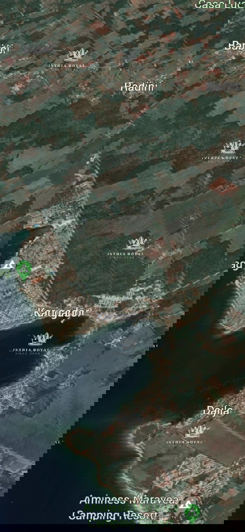 Novigrad, Karigador, prodaja zemljišča 7808m2, gradnja stanovanj, vile za oddih, 300m od morja.