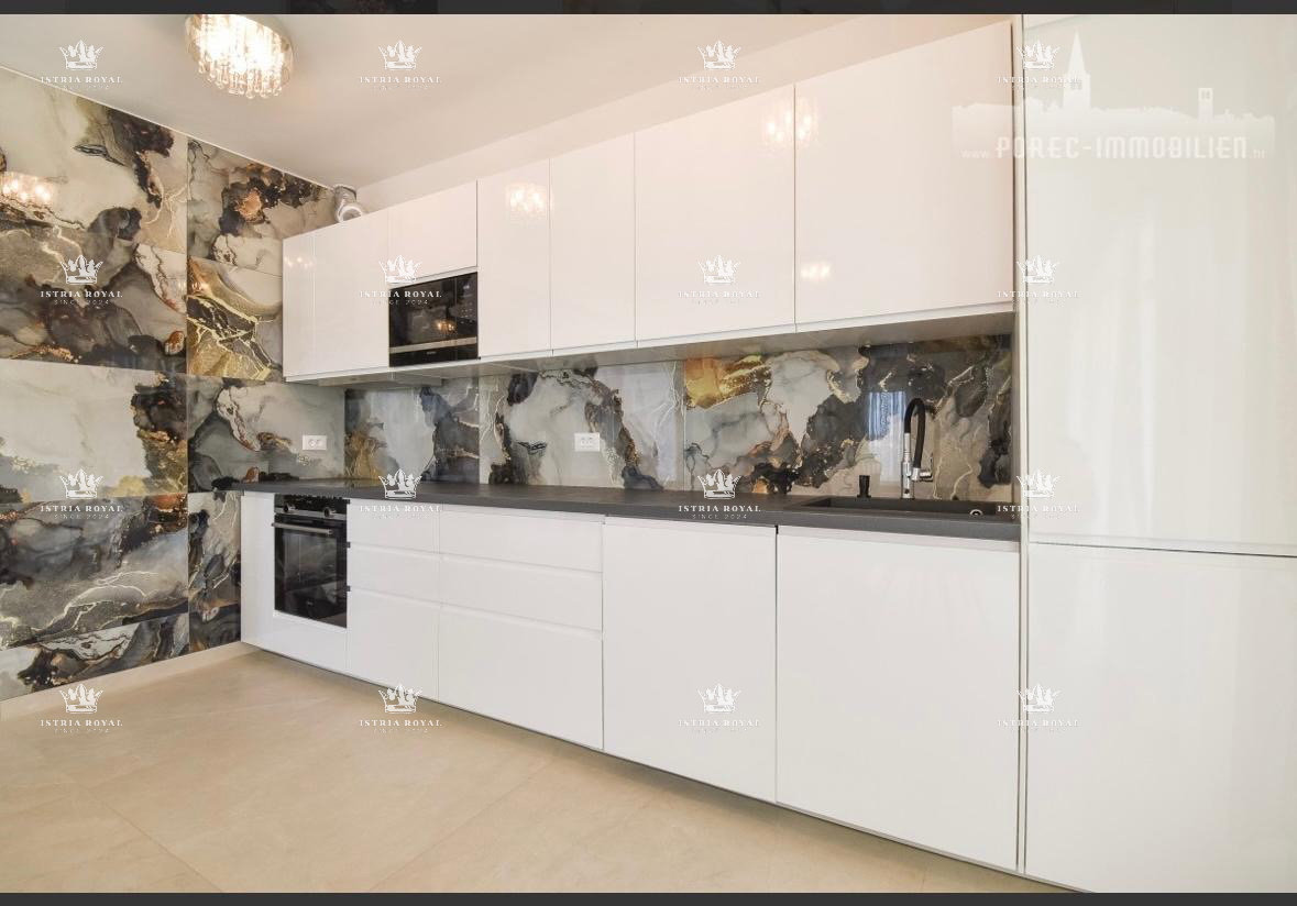 Istra, Poreč, dvoetažni stan 150 m2, prodaja, 3SS+DB, parkirišče, primerno za oddajanje počitniške vile