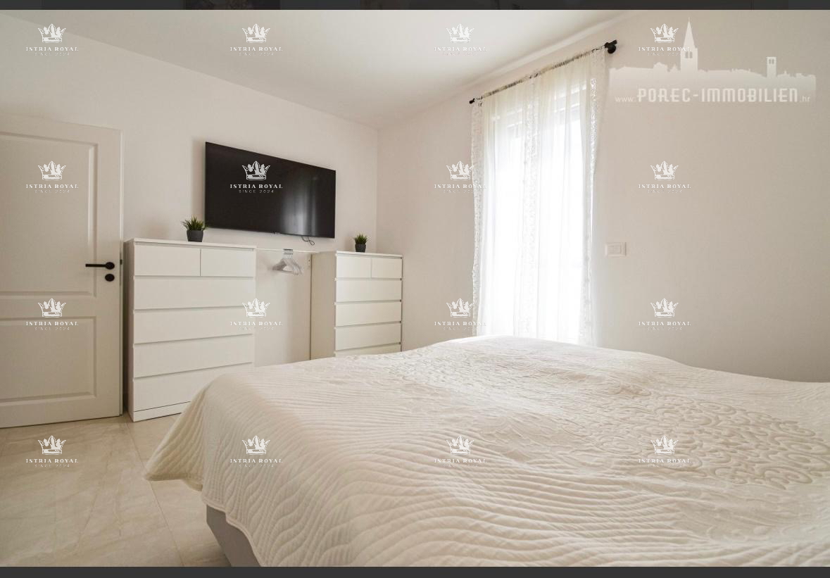 Istra, Poreč, dvoetažni stan 150 m2, prodaja, 3SS+DB, parkirišče, primerno za oddajanje počitniške vile