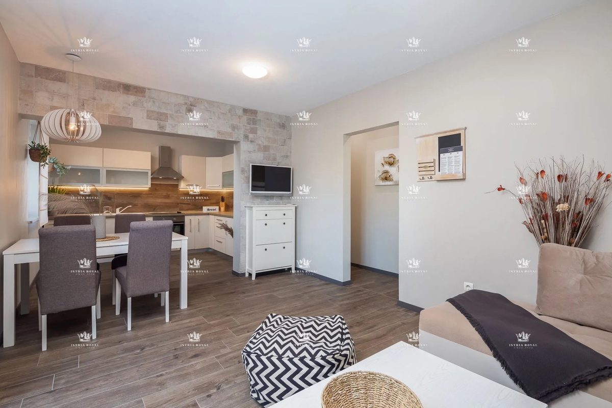 Luksuzna vila z razgledom na morje in bazenom – Pag, 130 m od plaže