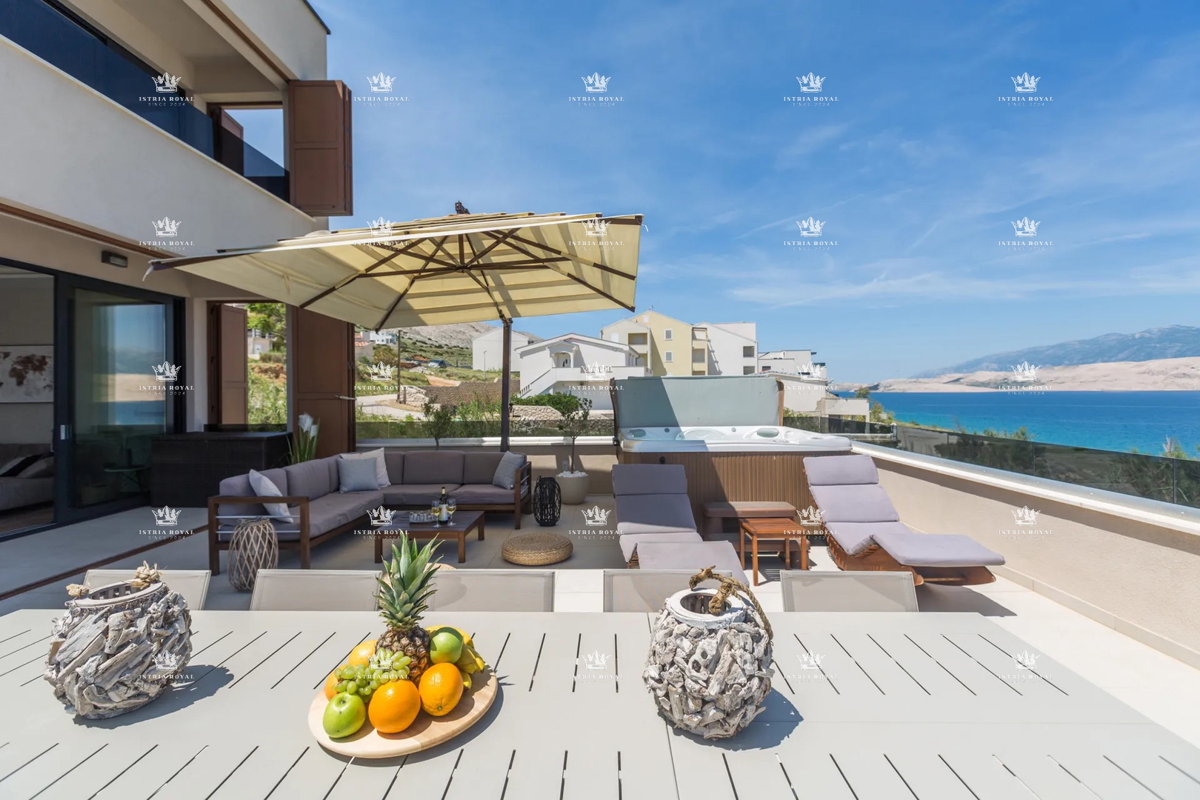 Luksuzna vila z razgledom na morje in bazenom – Pag, 130 m od plaže