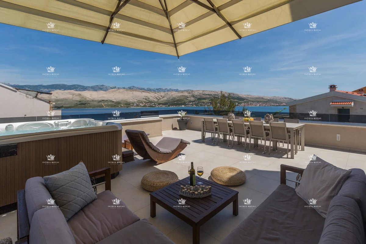 Luksuzna vila z razgledom na morje in bazenom – Pag, 130 m od plaže
