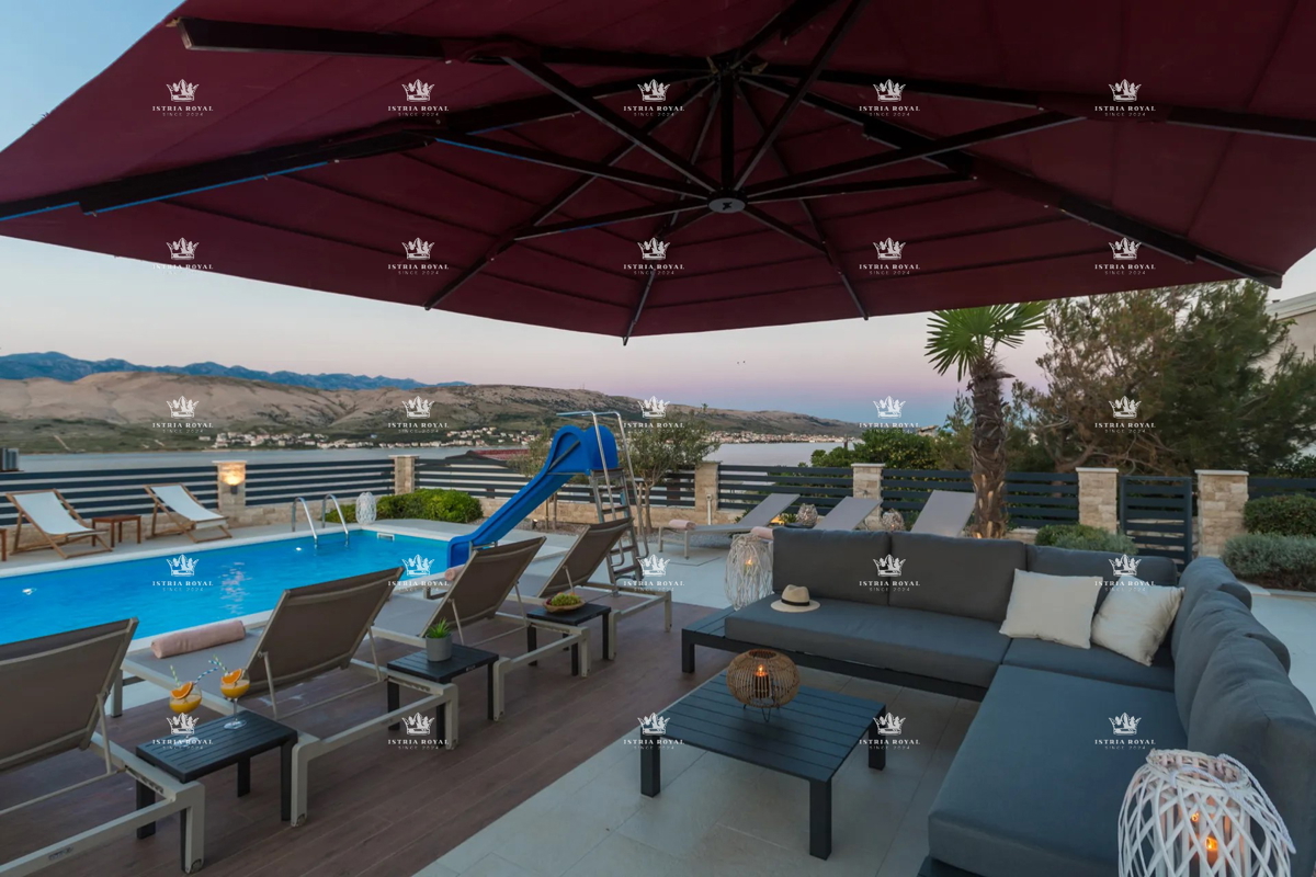 Luksuzna vila z razgledom na morje in bazenom – Pag, 130 m od plaže