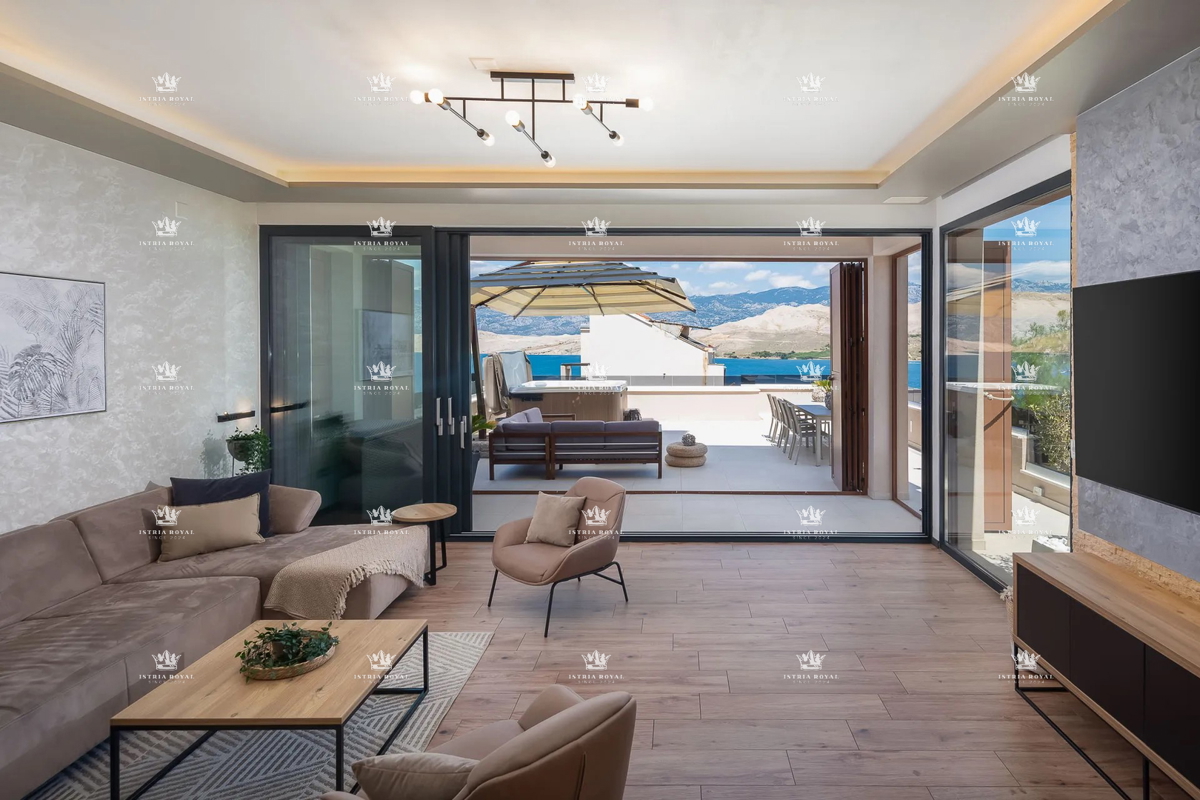 Luksuzna vila z razgledom na morje in bazenom – Pag, 130 m od plaže