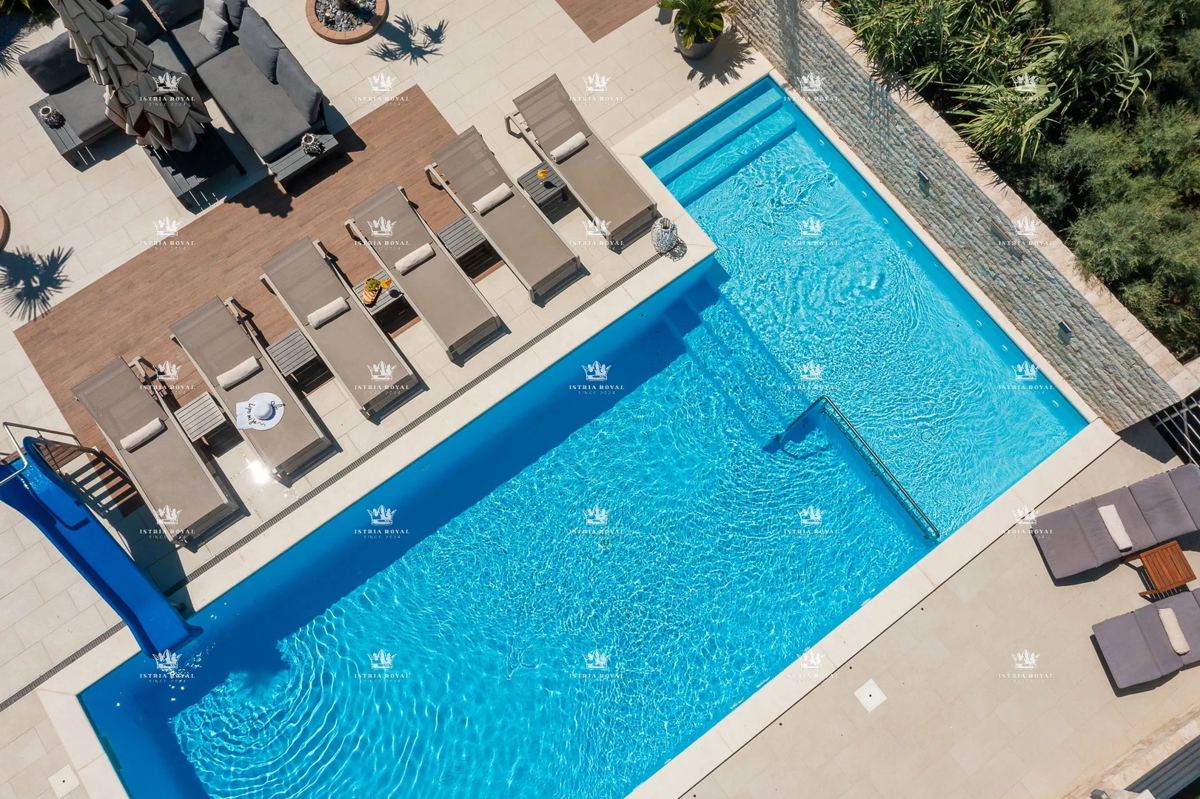 Luksuzna vila z razgledom na morje in bazenom – Pag, 130 m od plaže