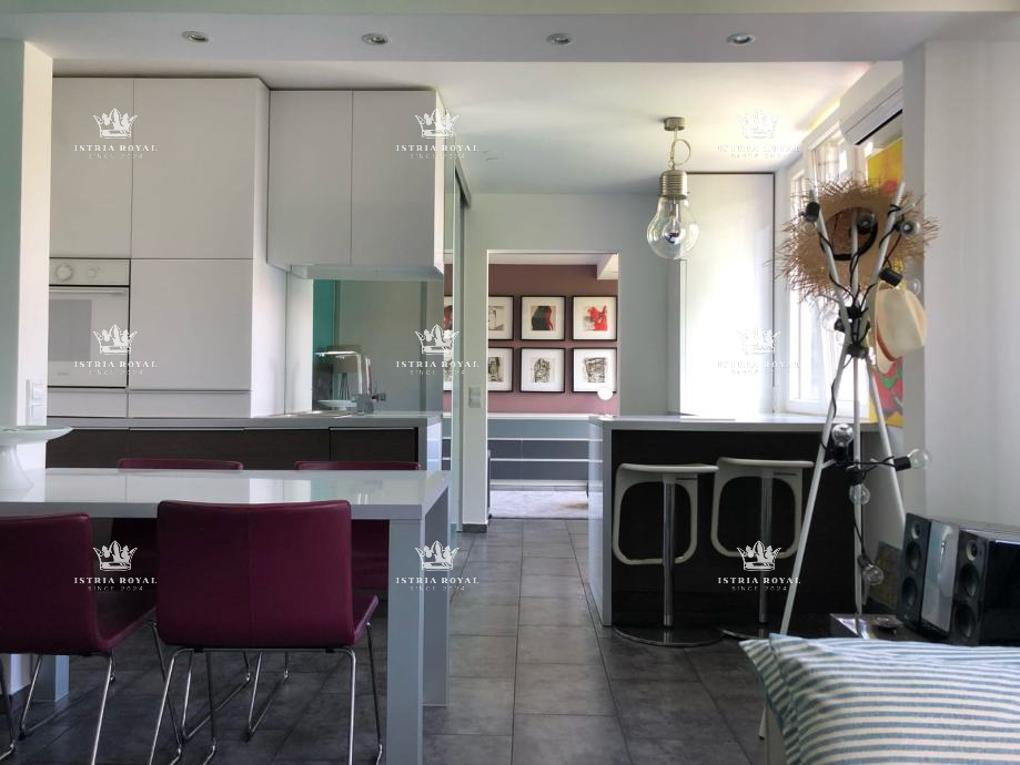 Istra, Červar Porat, stanovanje 47 m2, ob morju, prva vrsta ob morju, 1 soba + dnevna soba, terasa,