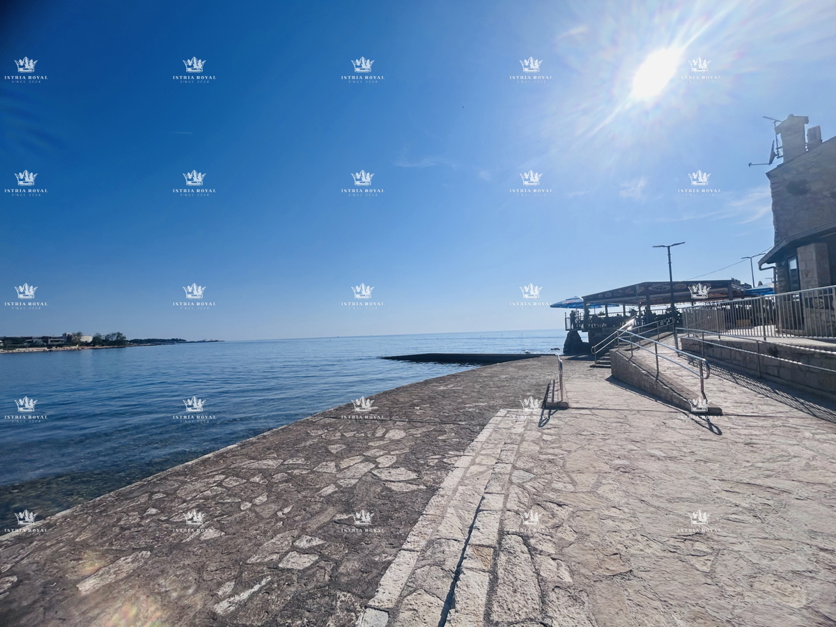 Istra, Umag, 50 m2 stanovanje z 2 spalnicama, center mesta