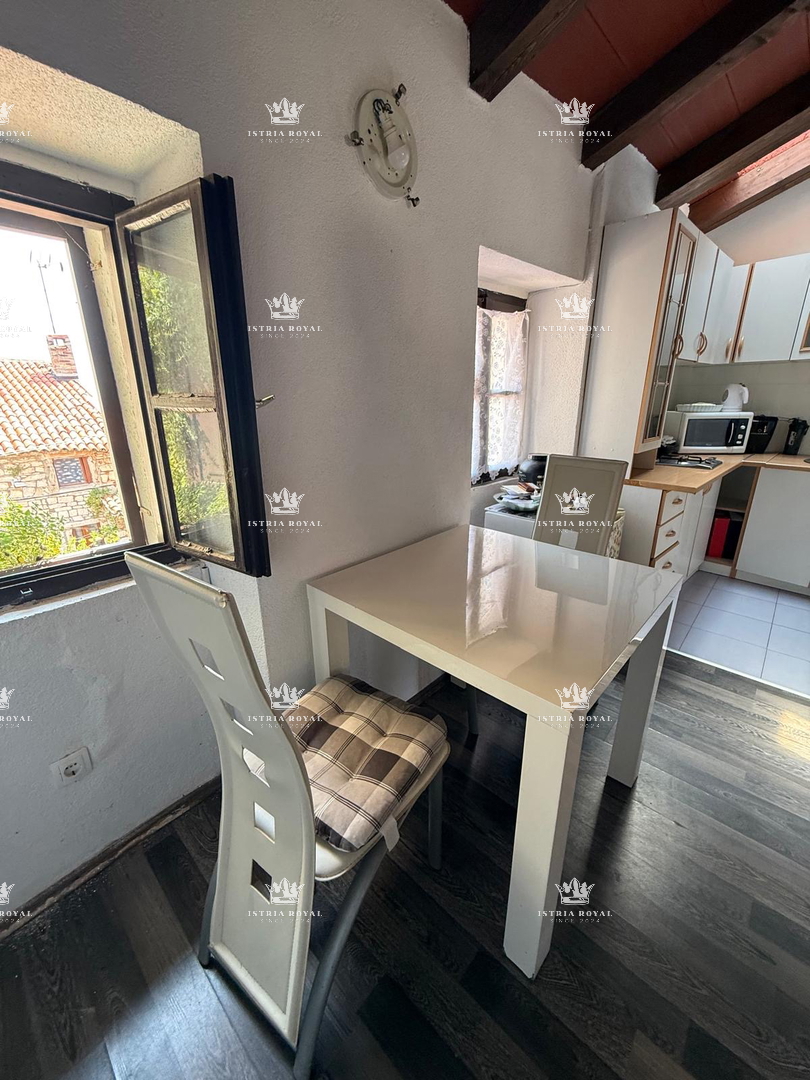 Istra, Umag, 50 m2 stanovanje, 2 spalna prostora, središče mesta, pogled na morje