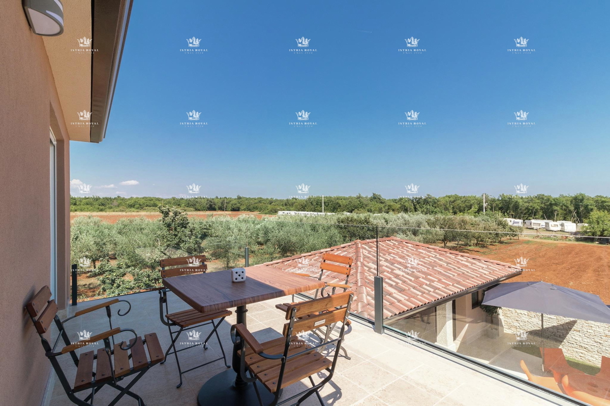 Luksuzna vila z bazenom na prodaj – Istra, Valtura (600 m², 9 kopalnic, 13 prostorov) | Idealno za turizem!
