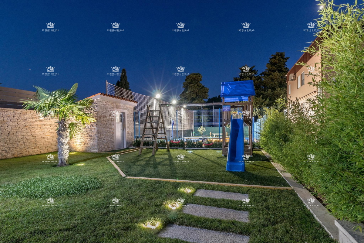 Luksuzna vila z bazenom na prodaj – Istra, Valtura (600 m², 9 kopalnic, 13 prostorov) | Idealno za turizem!