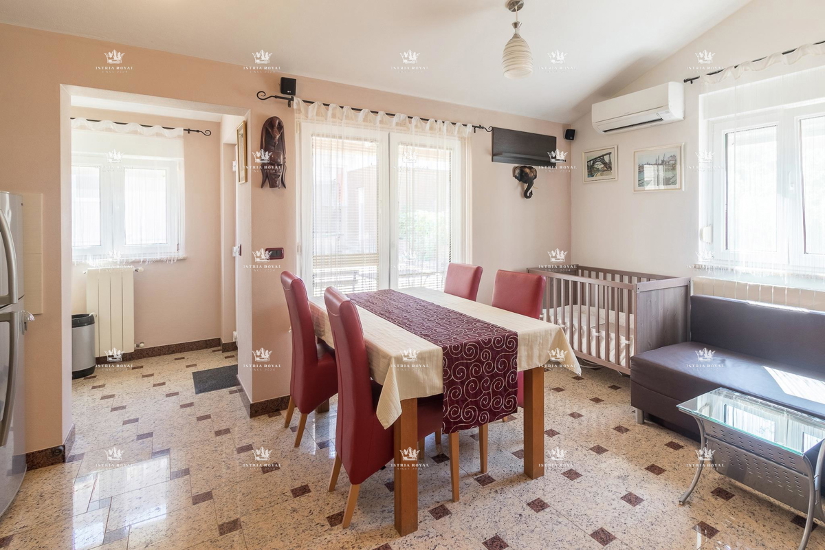Luksuzna vila z bazenom na prodaj – Istra, Valtura (600 m², 9 kopalnic, 13 prostorov) | Idealno za turizem!