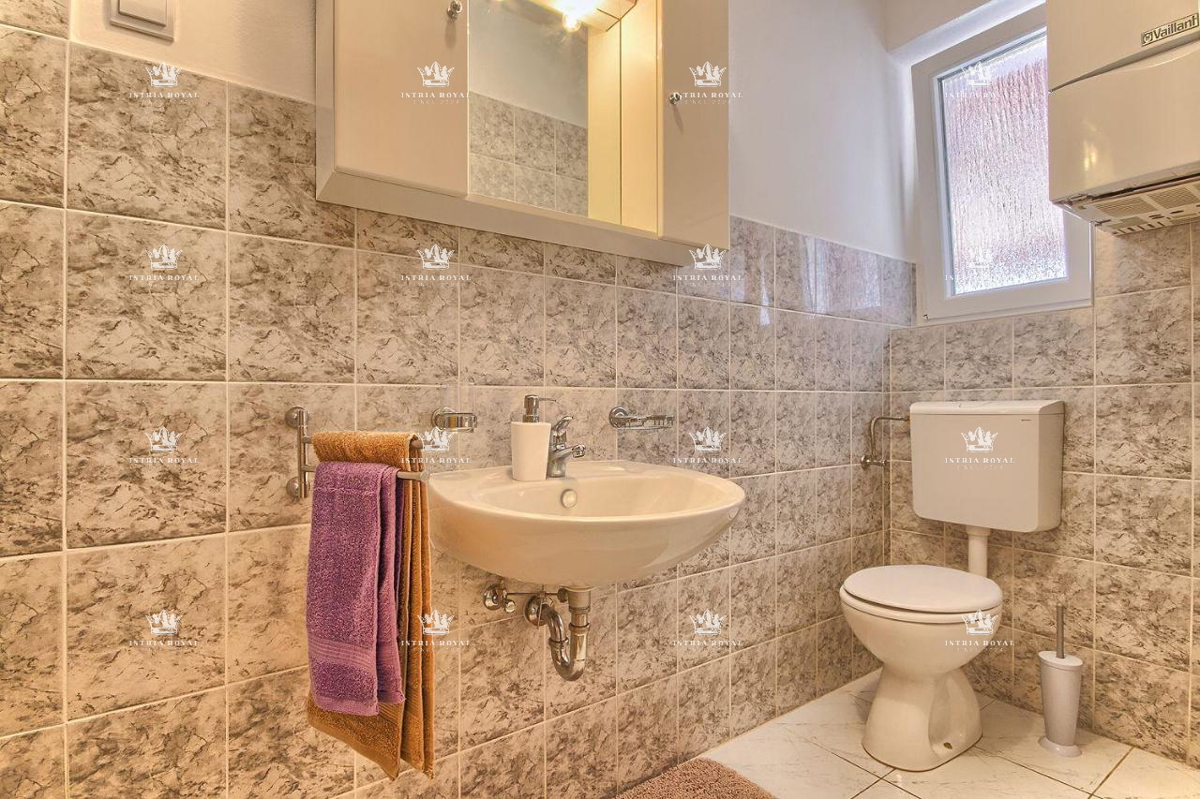 Na prodaj hiša Valtura – Samostojna pritlična hiša z veliko zemljiščem, 205 m², Istra
