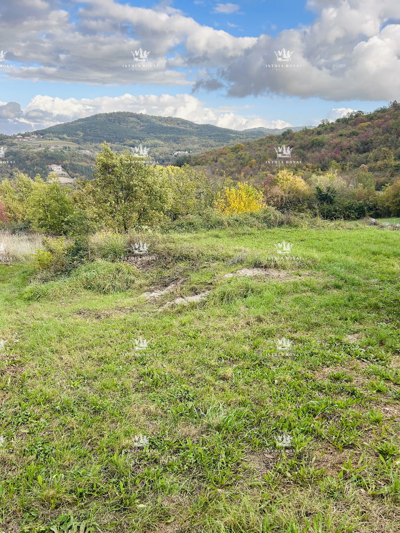 PRODAJA, ISTRA, RAKOTULE, GRADBENO ZEMLJIŠČE 1413 m2, ODPRT POGLED NA MOTOVUN, 200.000 € PRILOŽNOST