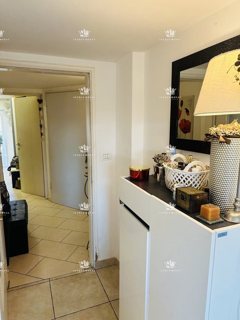 Istra, Pula, stanovanje 2SS+DB, 51 m2, dva balkona, shramba