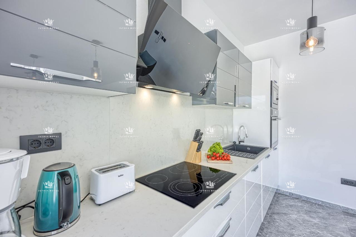ISTRA, GALIŽANA – Luksuzna samostojna hiša s bazenom, 150 m², 3 spalni prostori – PRODAJA!