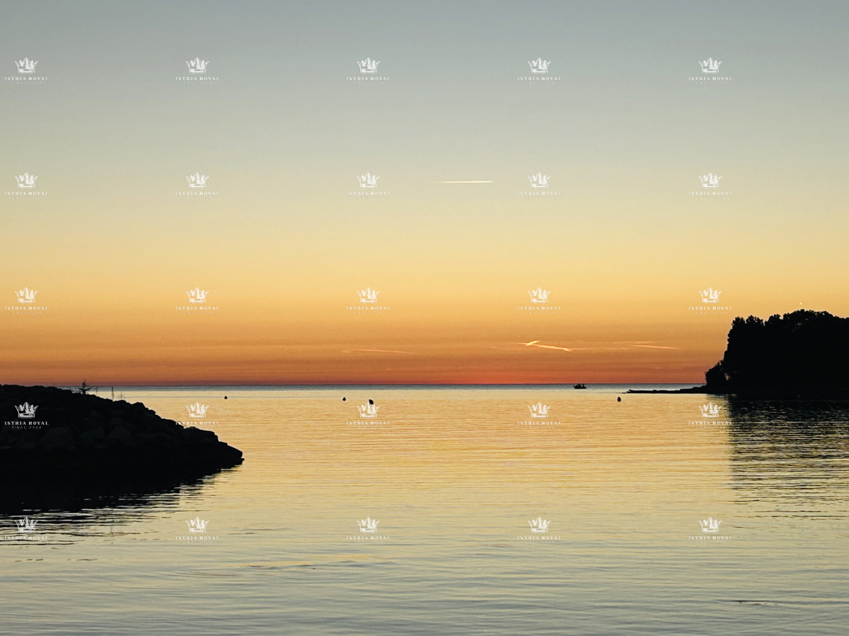 Luksuzni penthouse v Novigradu – 102 m² + terasa s pogledom na morje, 2 parkirni mesti