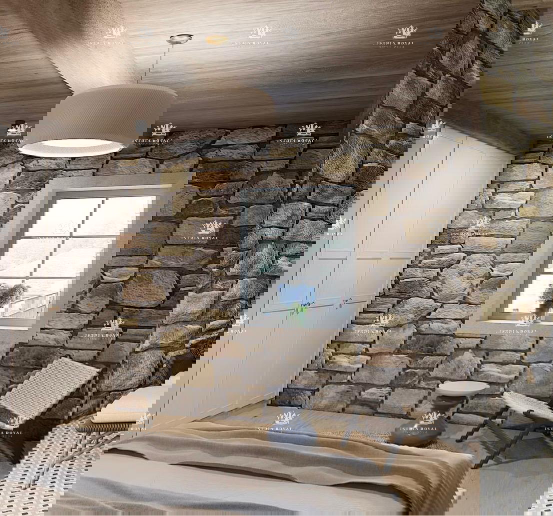 Istra, Kastelir, Rojci, obnovljena stara istrska hiša 183 m2 z bazenom, zemljišče 153 m2, pogled na morje, vinska klet, savna