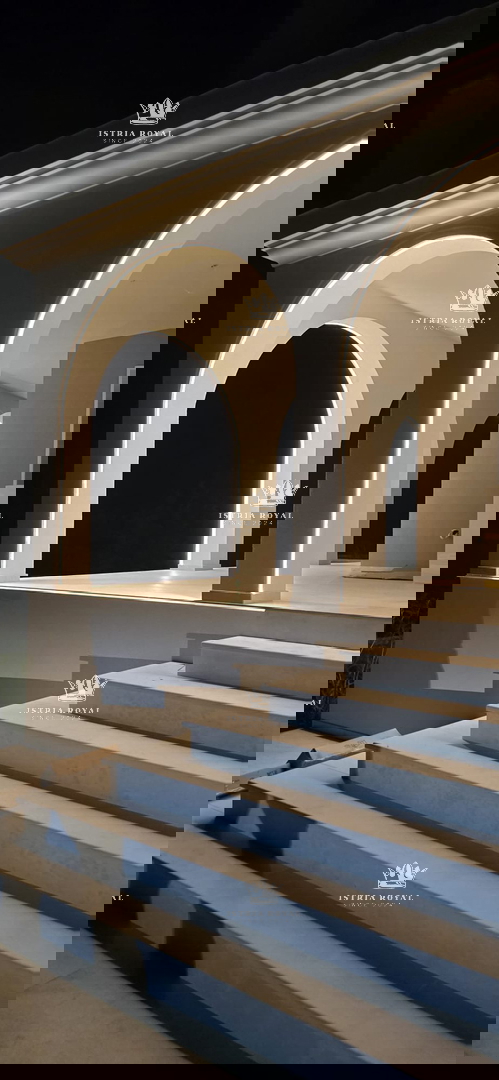 Istra, Buje, luksuzna hiša 384 m2, pogled na morje in oljčni nasad, luksuzno, savna, vinska klet, parkirišče, 3SS+DB