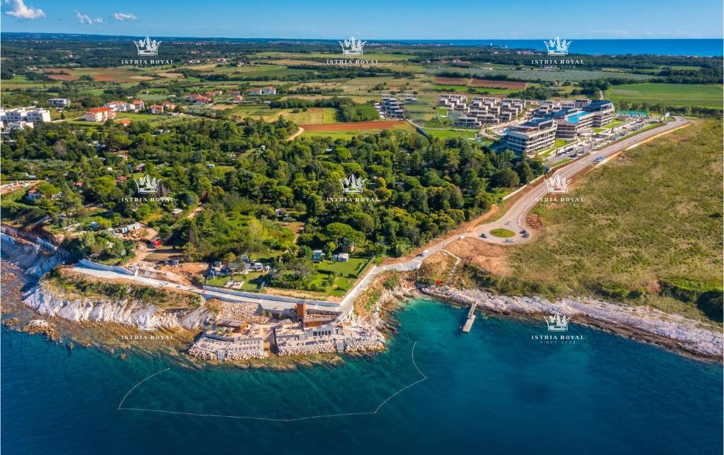 Istra, Crveni Vrh, gradbena parcela 630 m2, vsa infrastruktura, pogled na morje