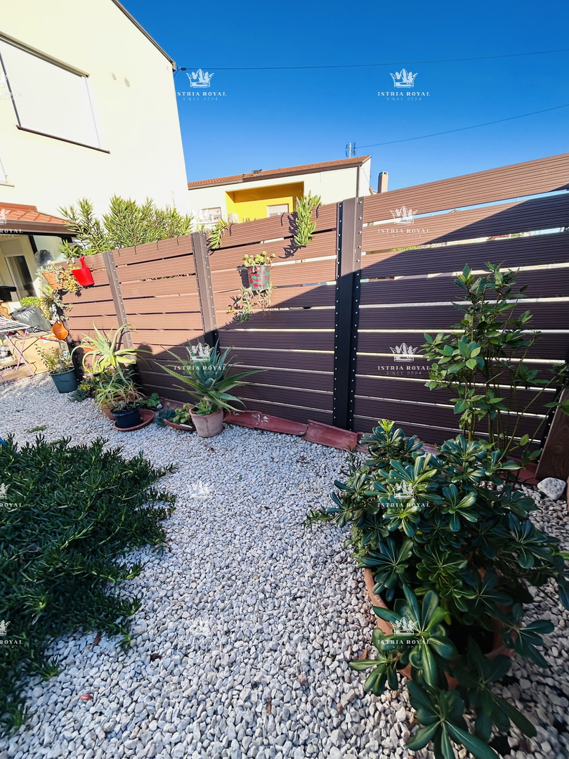 Prostoren stan v Taru – 75 m² + 150 m² terasa in vrt