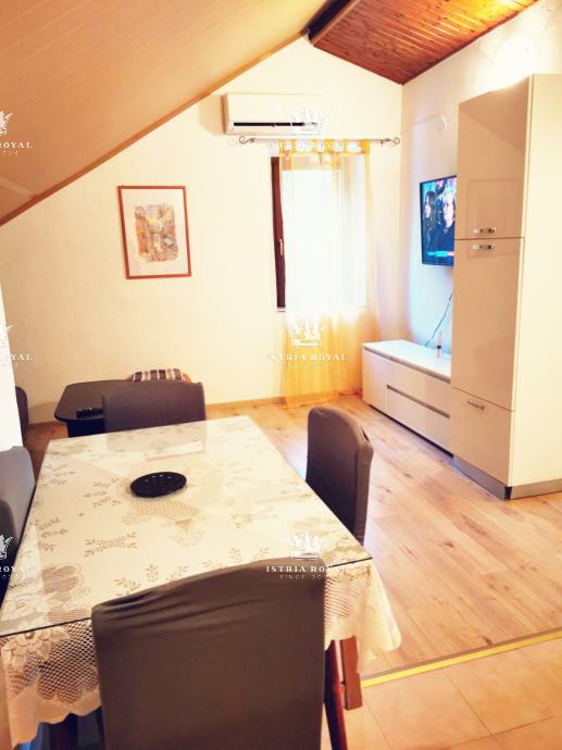 Istra, Pula, DVA STANA, atraktivna lokacija, 122 m2, 3SS+DB