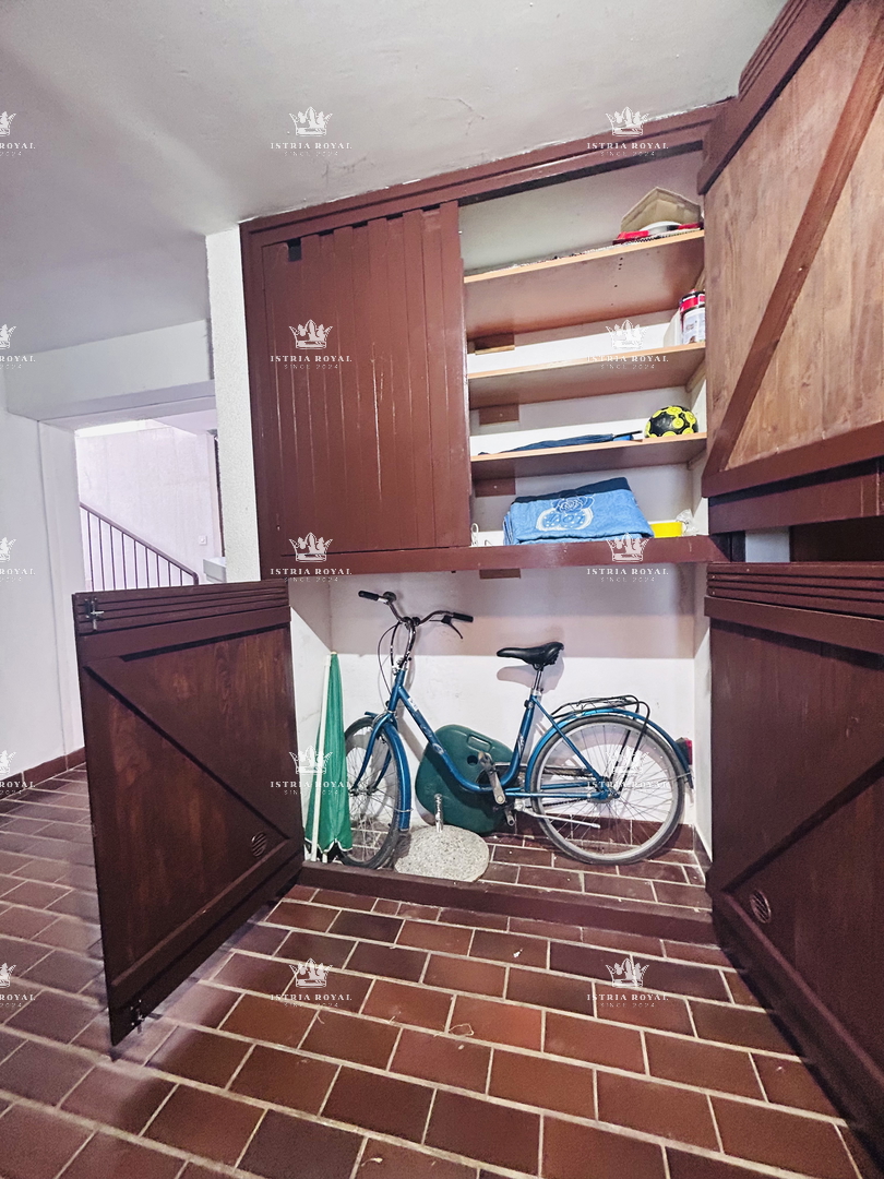 Istra, Mareda, stanovanje, garsonjera, 28 m2, 150 m do morja, plaža, pogled na morje, popolnoma obnovljeno