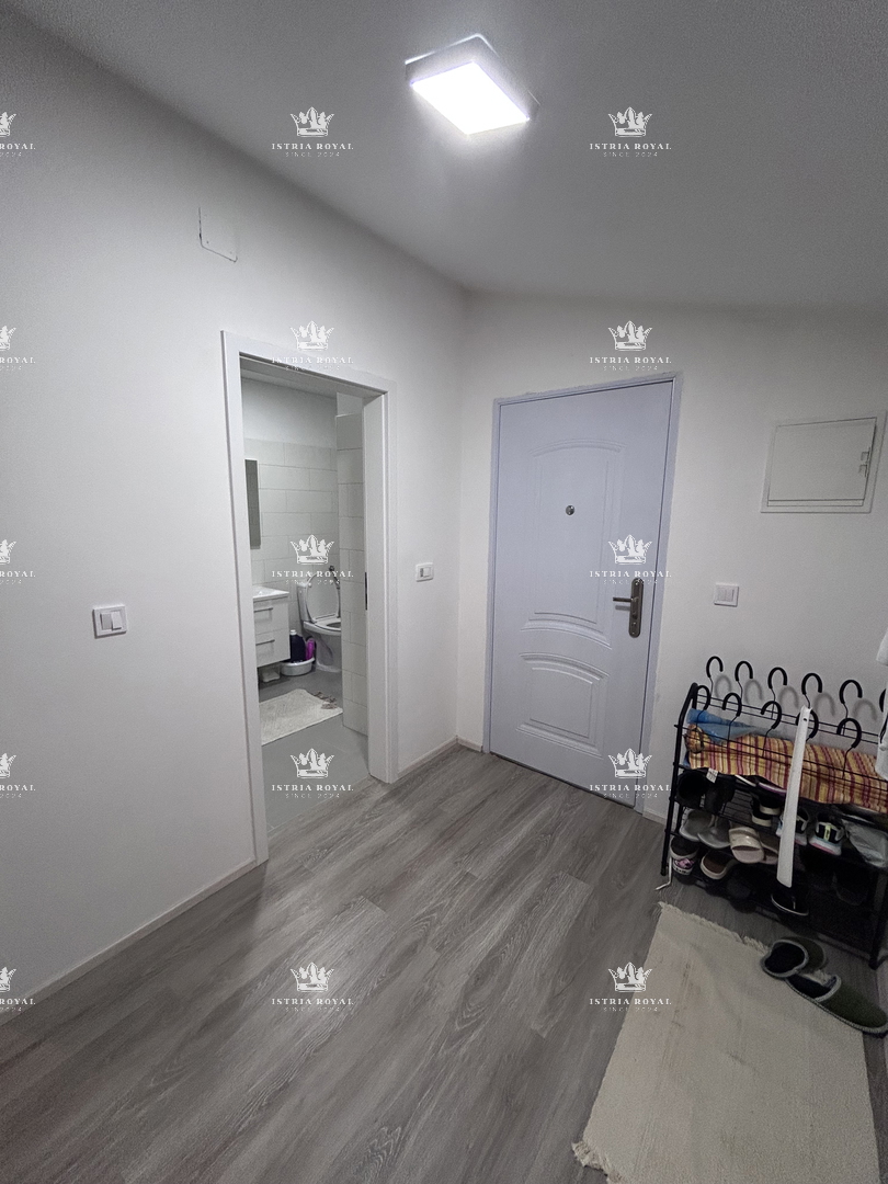 Istra, Brtonigla, prodaja večjega opremljenega stanovanja 80 m2, balkon, 2S+DB, priložnost