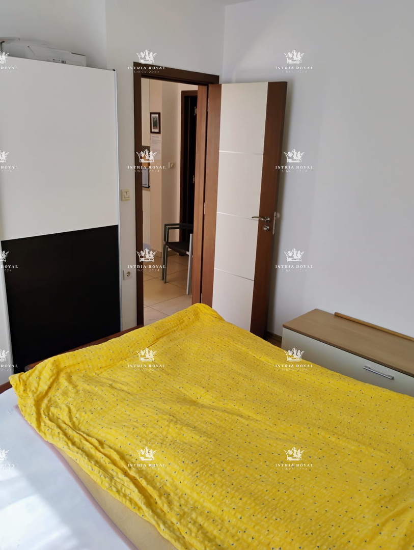 PRODAJA HIŠE Z DVEMA STANOVANJSKIMA ENOTAMA + DVORIŠČE – SKUPAJ 136,78 m²! ISTRA, LIŽNJAN, PULA