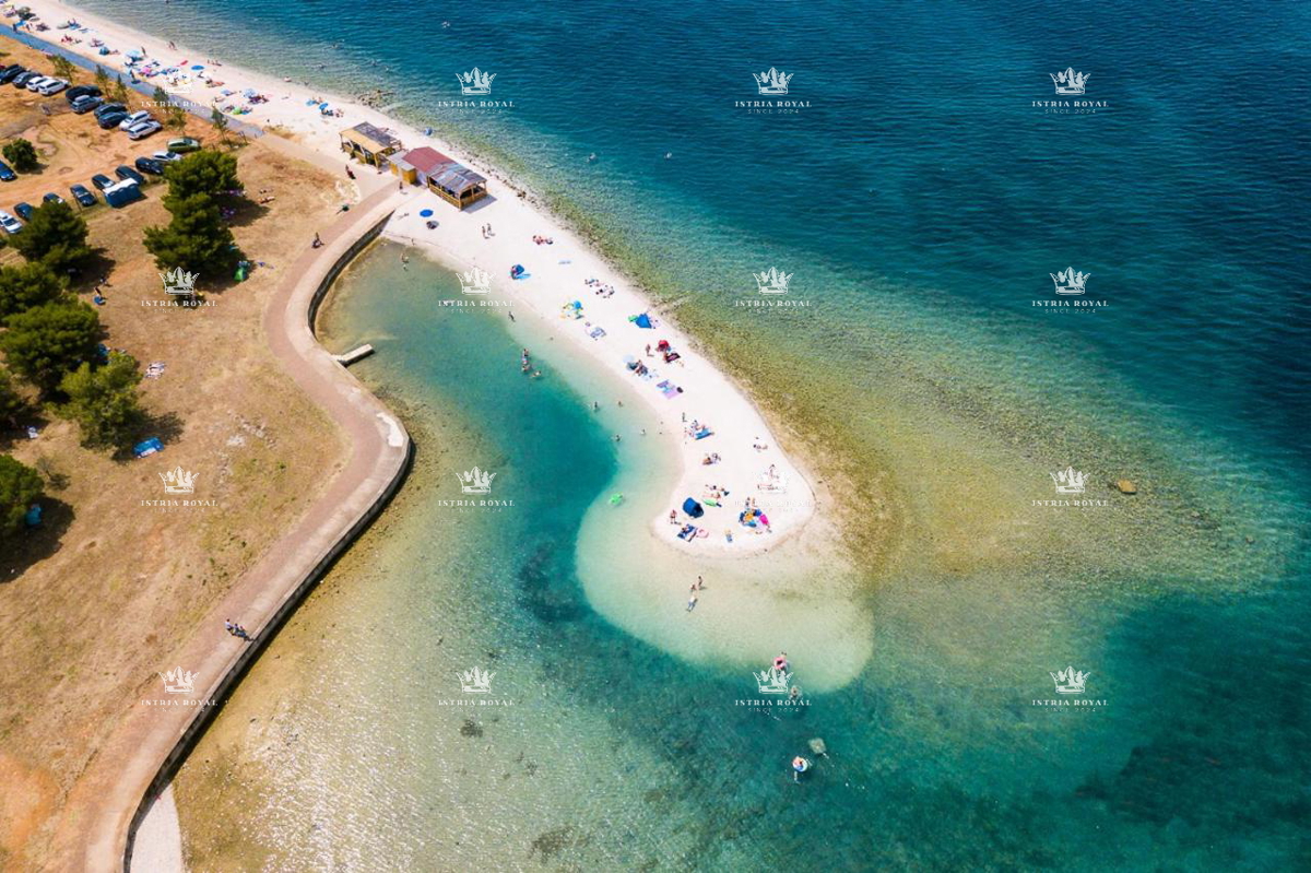 ISTRA, PULA - Moderna Prizemnica na Top Lokaciji s Bazenom!