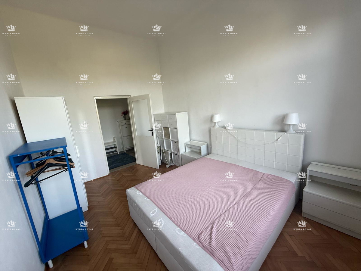 Prodaja stanovanje Pula, center – 100 m², 3 spalni prostori, parkirišče, vrhunska lega, Istra.