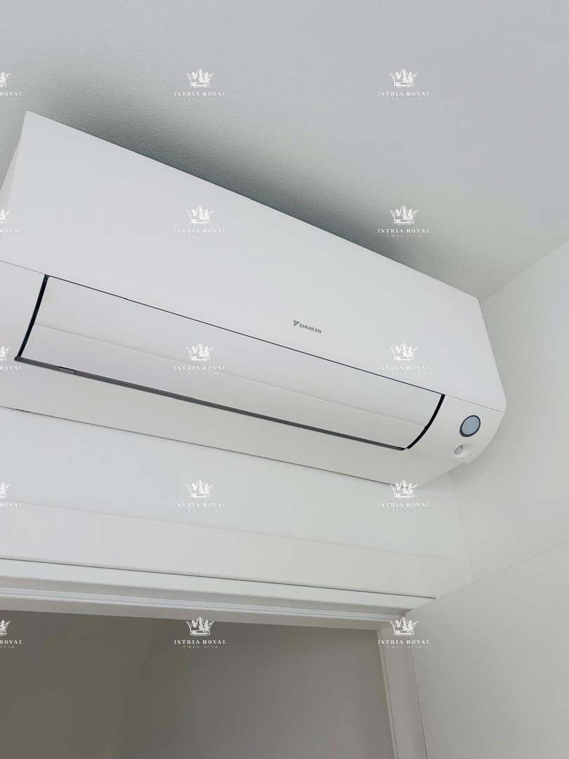 PRODAJA, ISTRA, KARIGADOR, DVOSOBNI DUPLEX, 118 M2, 3 SPALNE PROSTORIJE, 300 M OD MORJA, POGLED NA MORJE