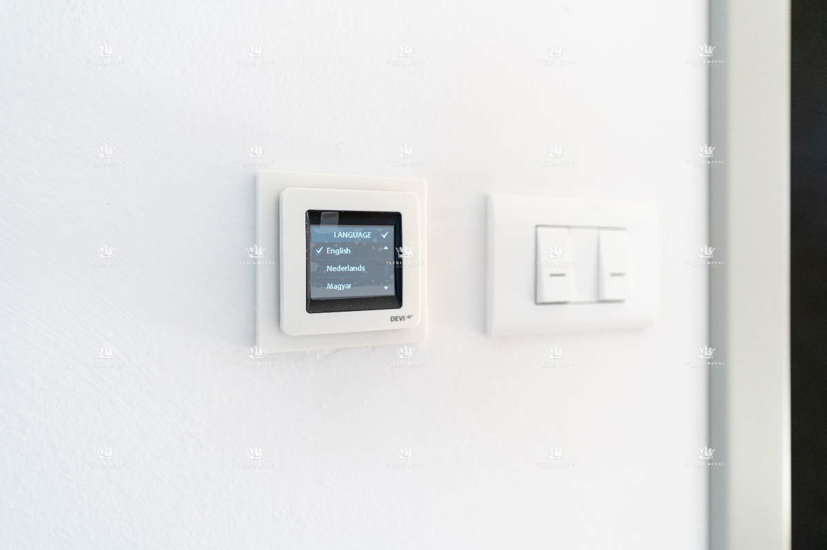 Istra, Pula, stanovanje 118 m2, 3 sobe + dnevna soba, 2 parkirni mesti, 2 veliki terasi