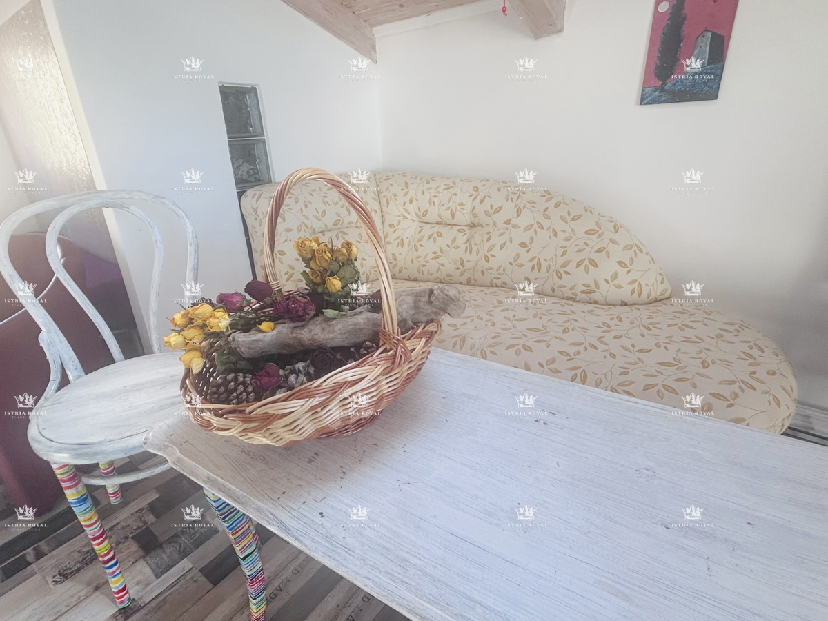 Istra, Brtonigla, stanovanje 102,19 m2, 2 spalnici + dnevna soba, terasa, pogled na morje