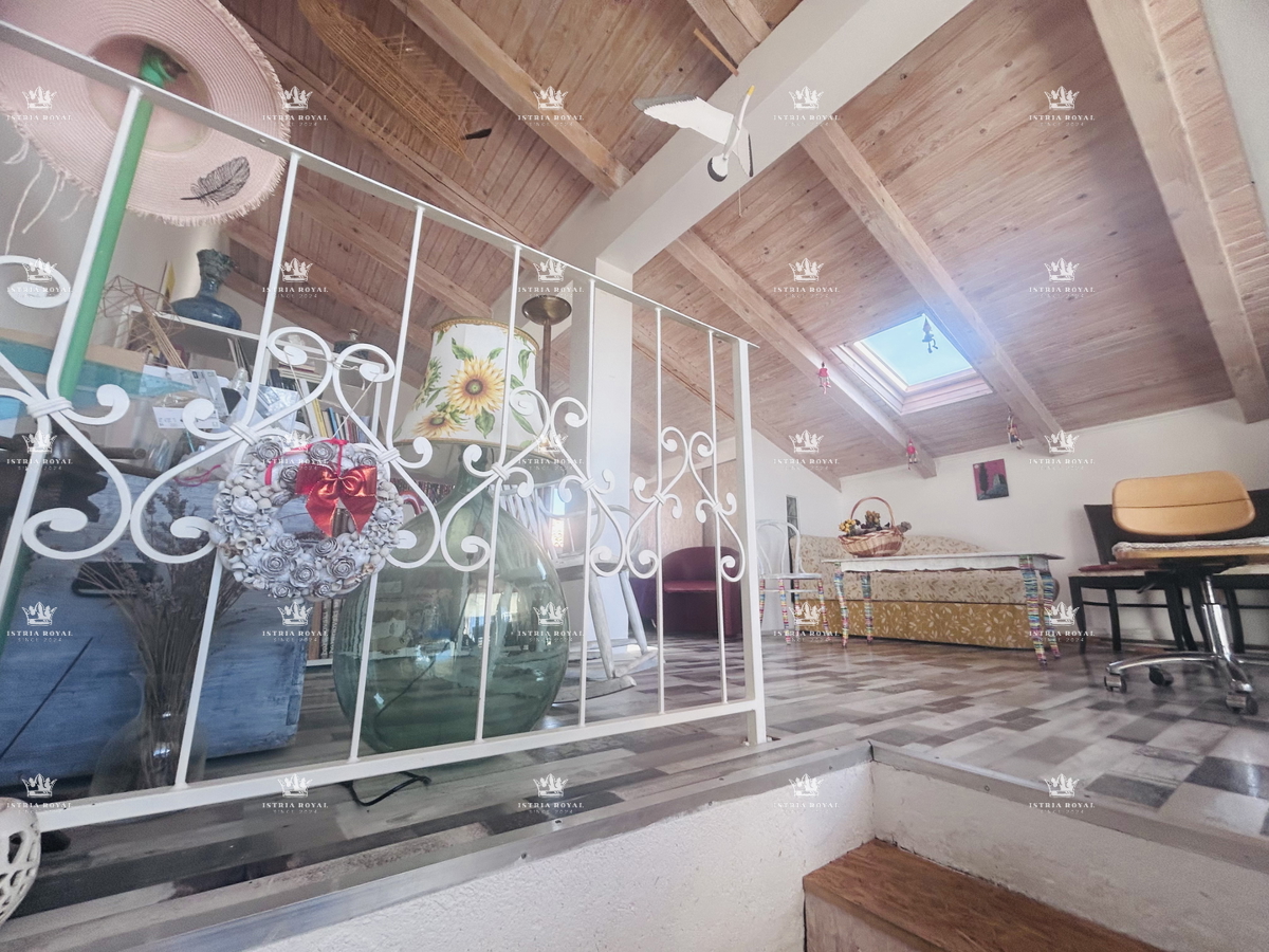 Istra, Brtonigla, stanovanje 102,19 m2, 2 spalnici + dnevna soba, terasa, pogled na morje