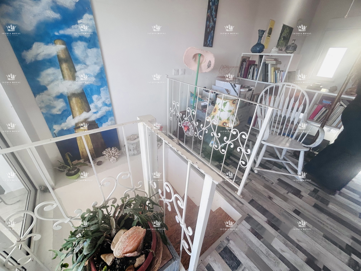 Istra, Brtonigla, stanovanje 102,19 m2, 2 spalnici + dnevna soba, terasa, pogled na morje