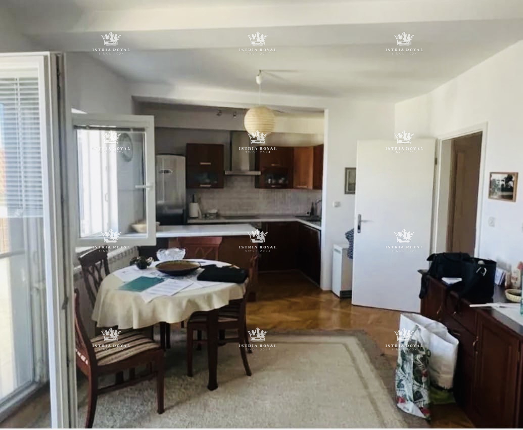 Prodaja stanovanja Rovinj – 68 m², 2 spalnici, pogled na morje, 80 m od morja | Istra