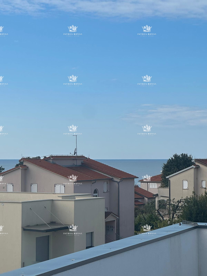 ISTRA, KARIGADOR, DVOJNIK, 2 SPALNI PROSTORI, 118 M2, 300 M OD MORJA, POGLED NA MORJE