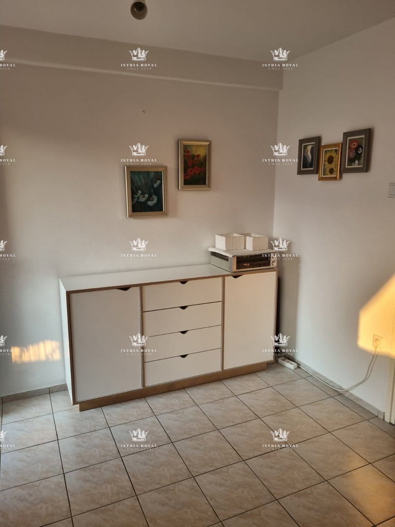 Istra, Umag, stanovanje 80 m2, 2SS+DB, parkirišče