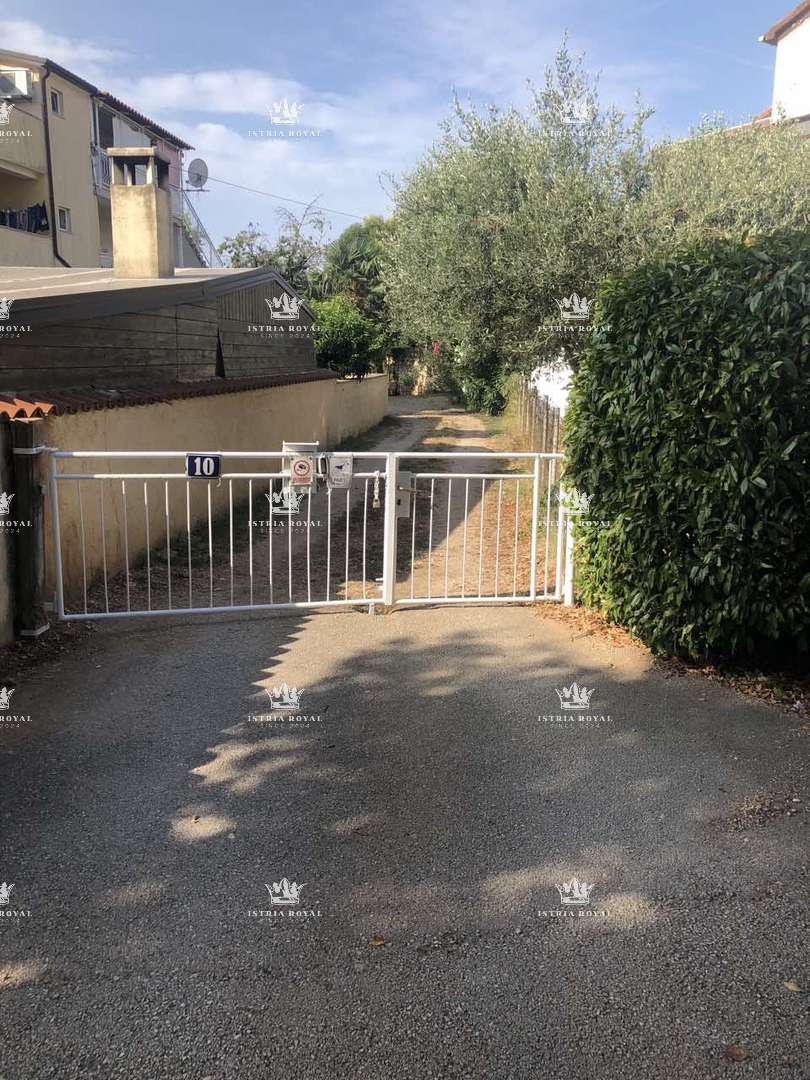 Istra, Umag, stanovanje 80 m2, 2SS+DB, parkirišče