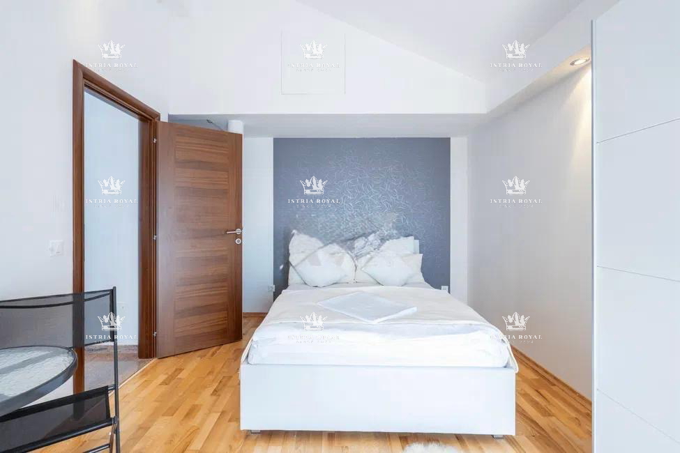 Istra, Kaštel, Buje, hiša 110 m2, 2 spalnici + dnevna soba