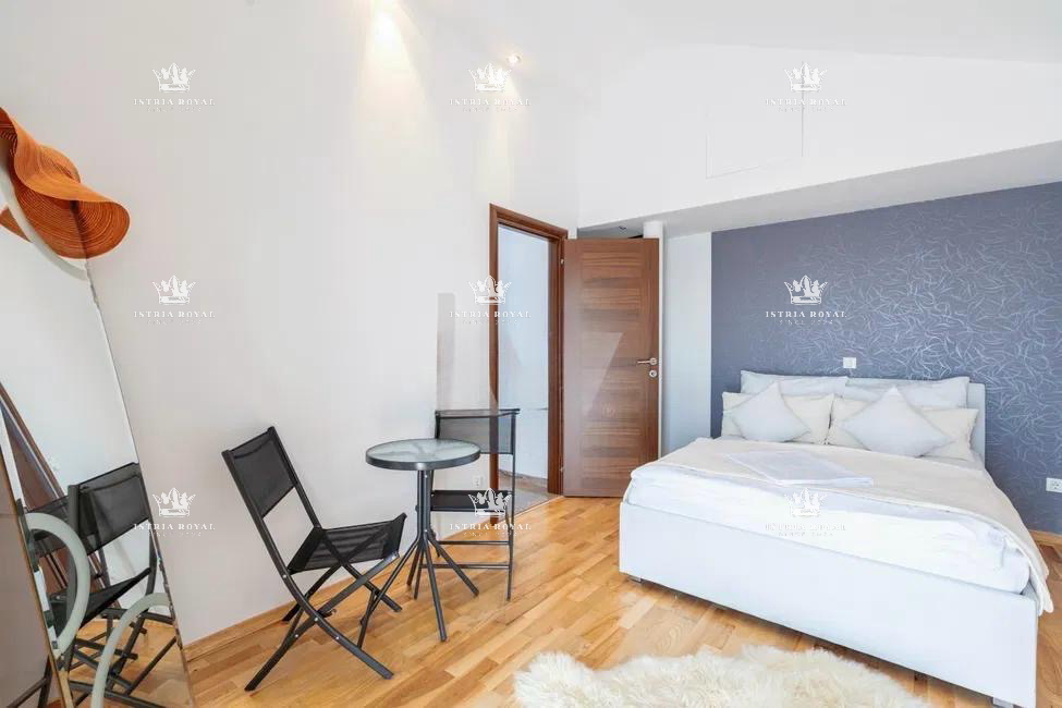 Istra, Kaštel, Buje, hiša 110 m2, 2 spalnici + dnevna soba